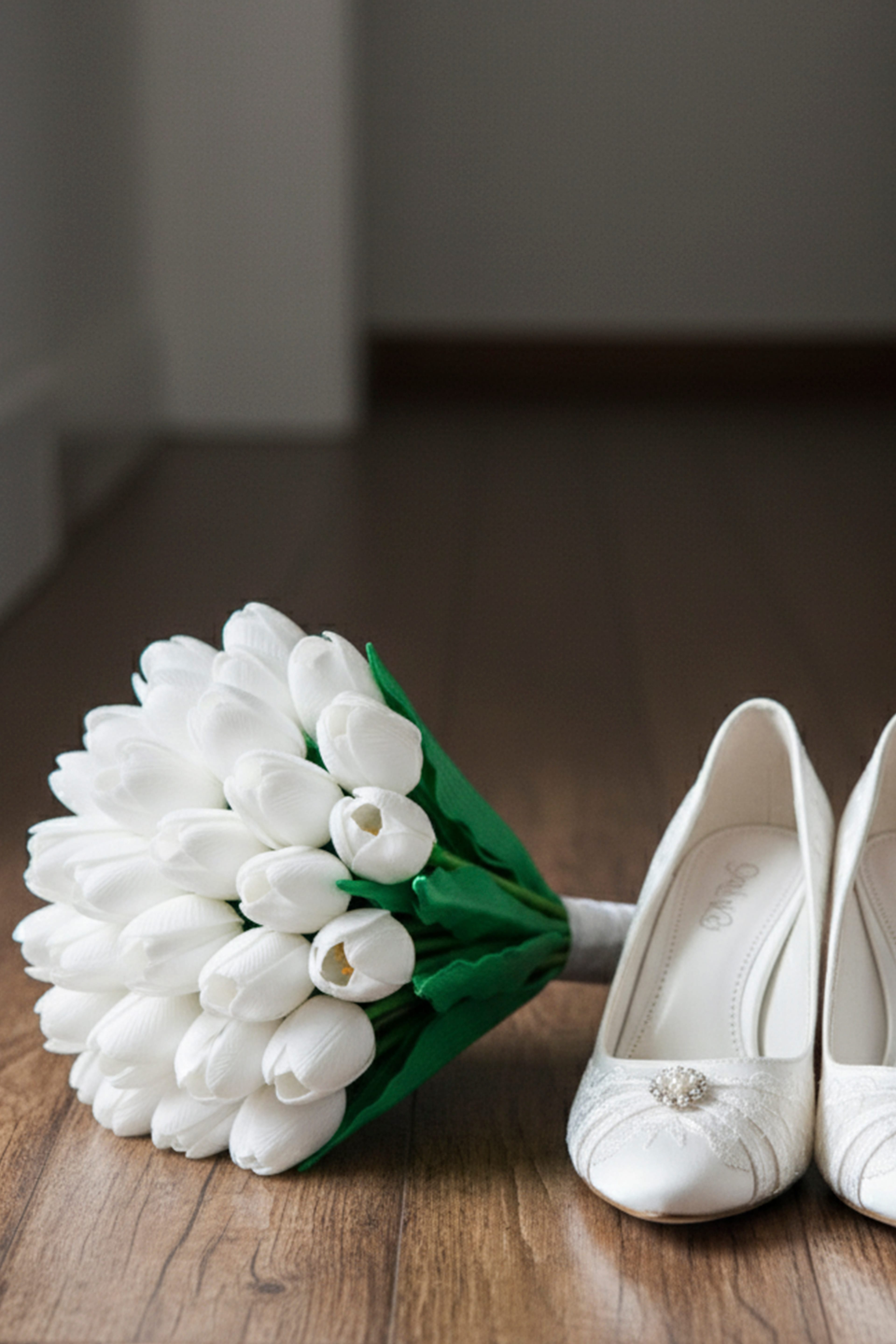 Islak Lale Gelin Buketi