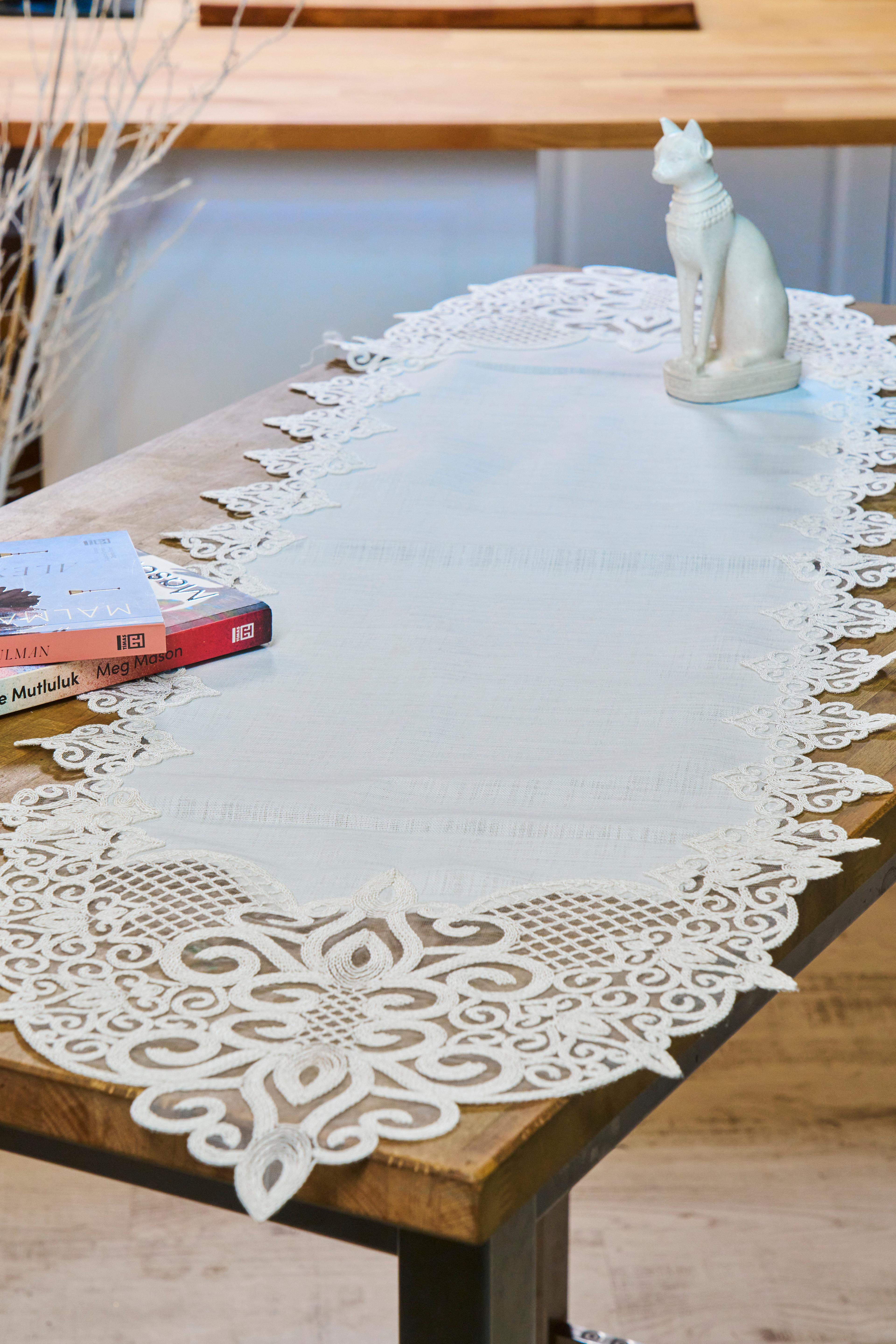 Keten Dantelli Runner (120x38 cm)