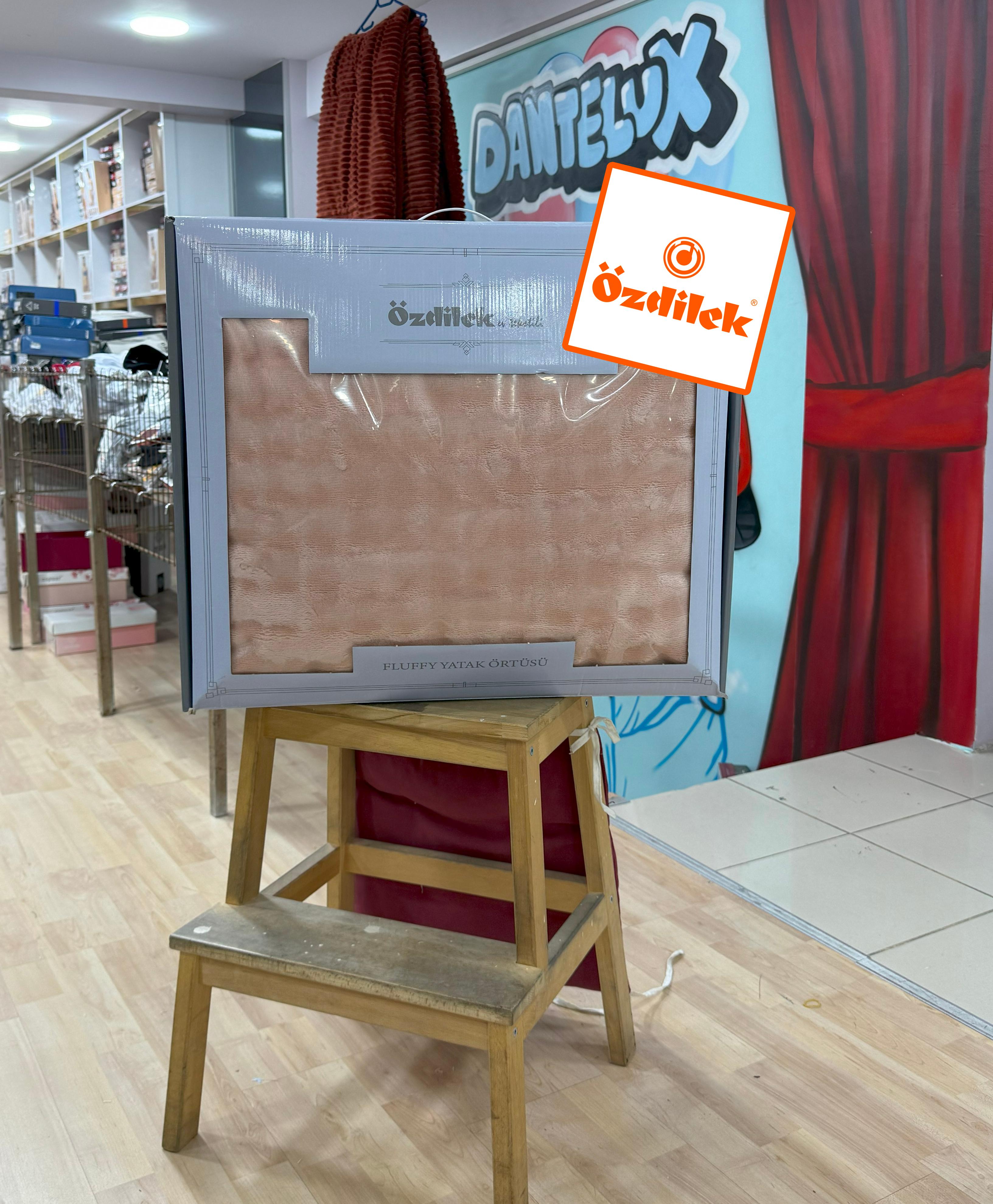 Fluffy Çift Kişilik Yatak Örtüsü Seti (220x240 cm) - 3 Parça Set