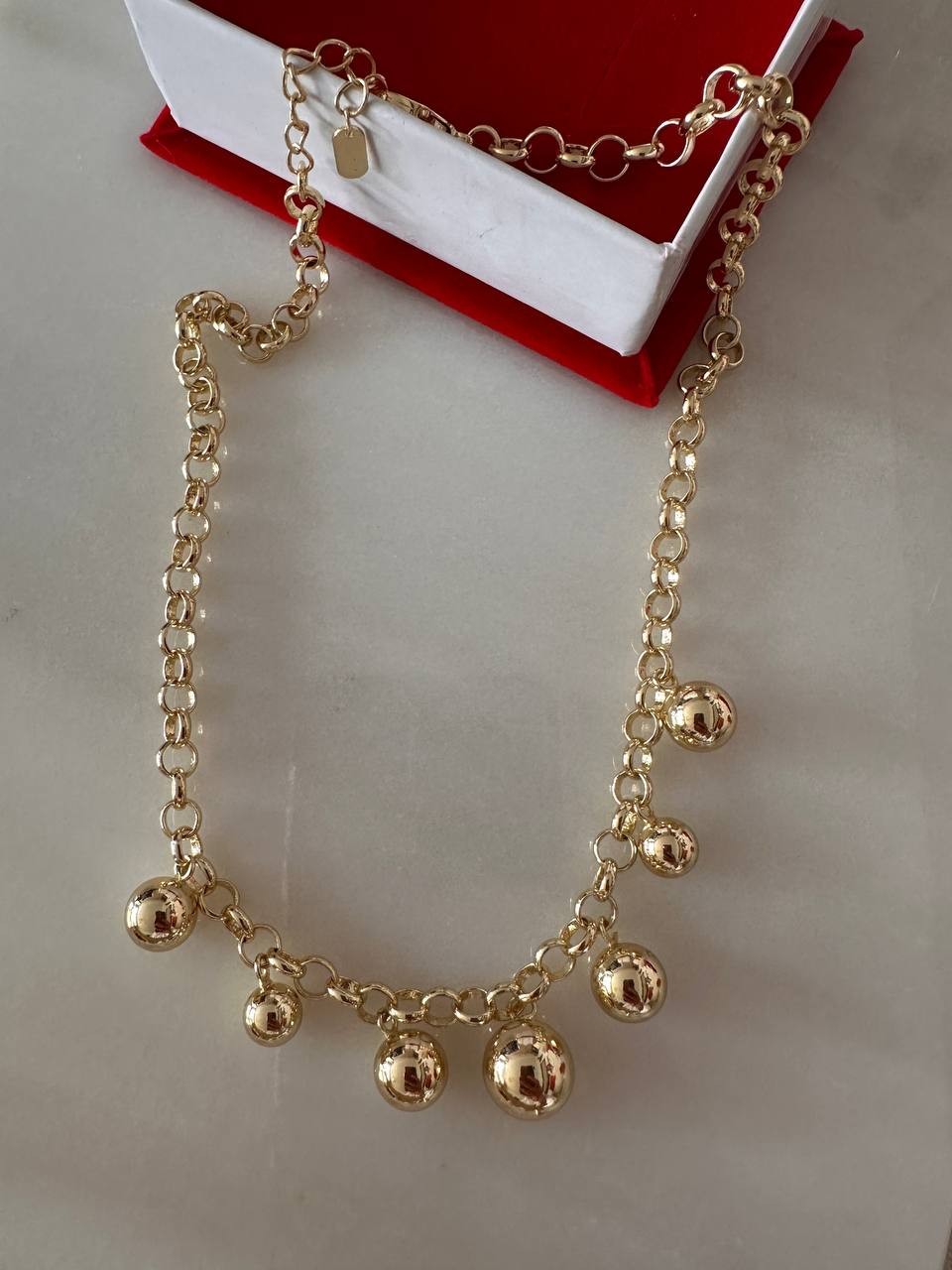 Vip >Çelik Gold Renk Antialerjik 7 Adet Top Sallantılı Kolye Uzunluk Min. 40 cm. Max. 45 cm.5