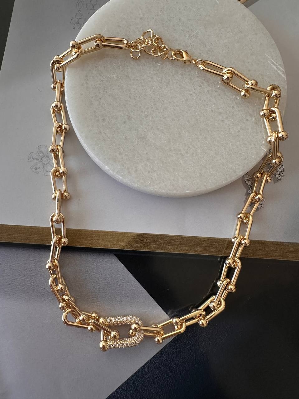 Gold Renk Zirkon Taşlı Vip Seri Rodyum Kaplama Kolye Uzunluk 37 cm. 42 cm.