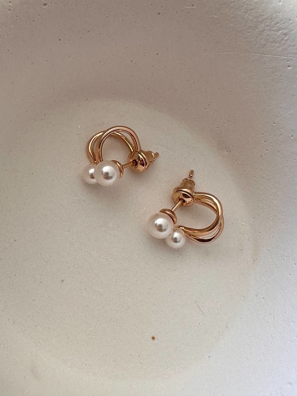 Vip Çelik Gold Renk Çift İncili Antialerjik Özel Tasarım Çivi Küpe Genişlik 1,5 cm.