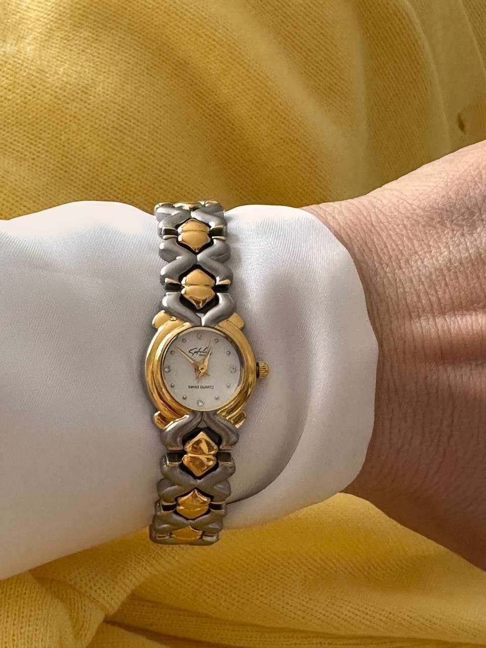 Vip Çelik Gold ve Gümüş Renkli Premium Seri Beyaz Kadranlı Kadın Kol Saati
