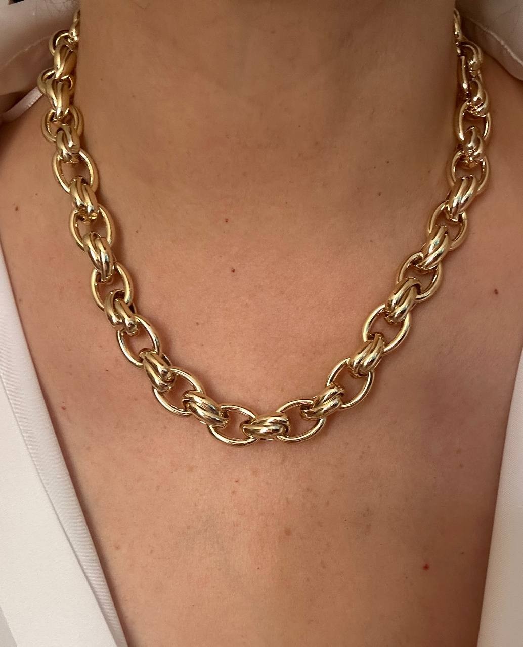 Vip Çelik Gold Renk Lazer Kesim Kalın Kolye Uzunluk 45 cm. Kalınlık 1 cm.