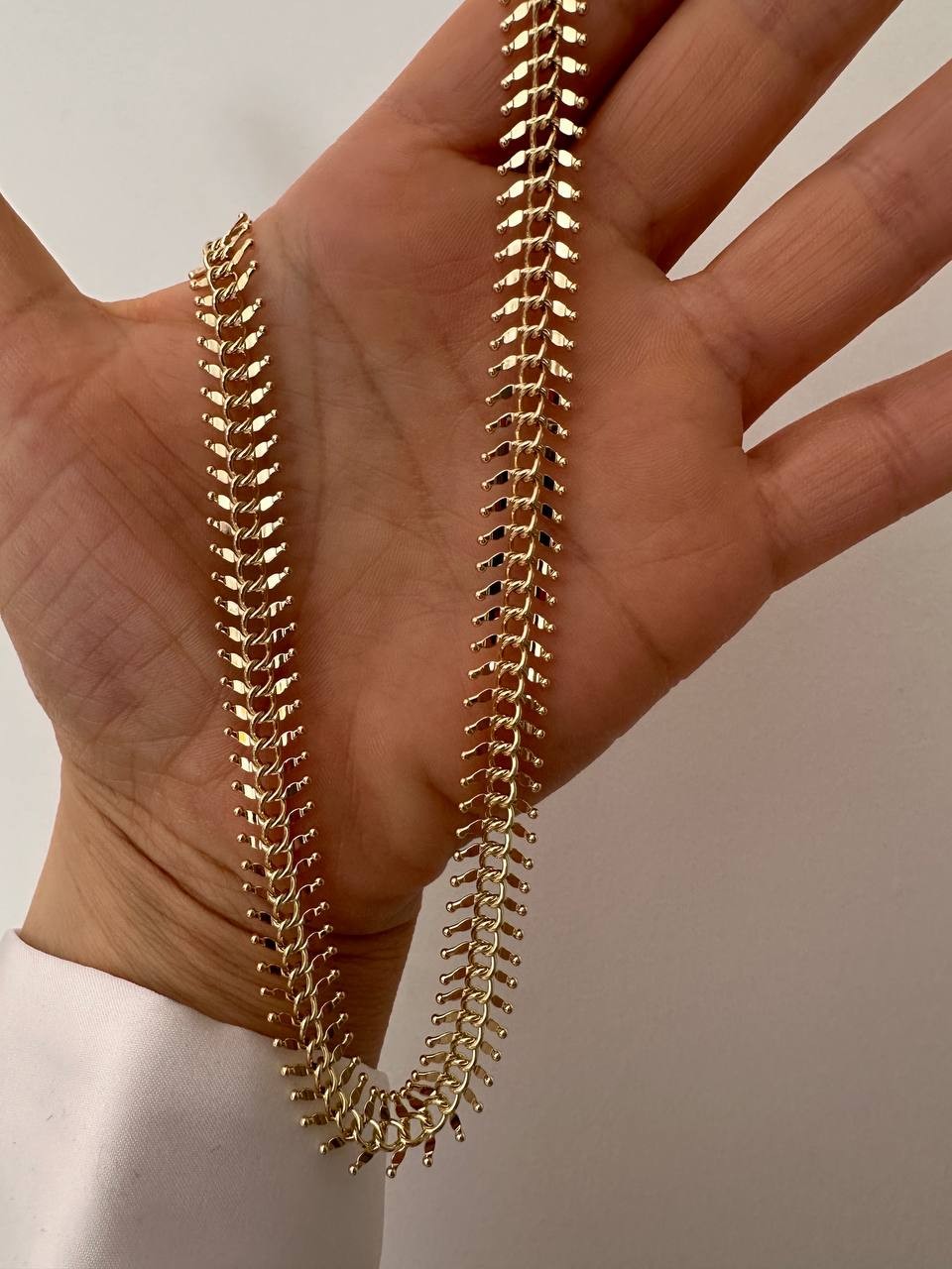 Vip Çelik Gold Renk Lazer Kesim Antialerjik Kalın Zincir Kolye Uzunluk 45 cm. Kalınlık 1 cm.