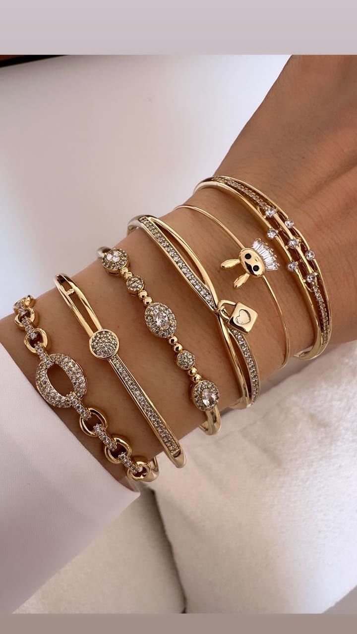 Vip Çelik 14 K Gold Renk Zirkon Taş Antialerjik Kelepçe Bileklik Genişlik 6 cm.