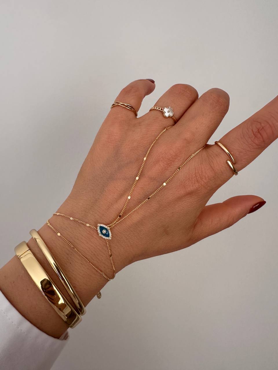 Vip Çelik Gold Renk Antialerjik Kelepçe Bileklik Genişlik 6 cm. Kalınlık 4 mm.