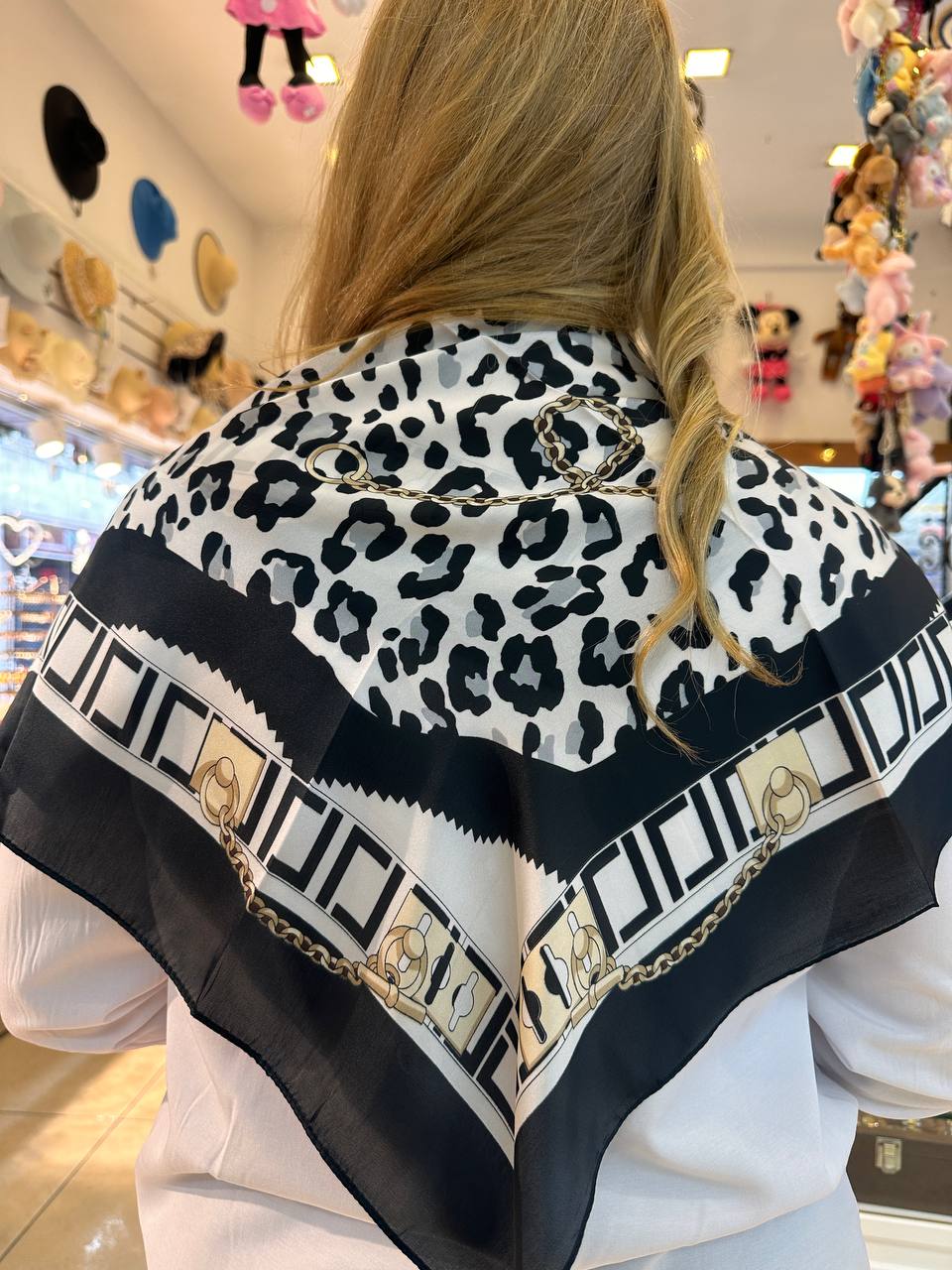 Renkli Desenli İpek Saten Kumaş Fular 90 cm. x 90 cm.