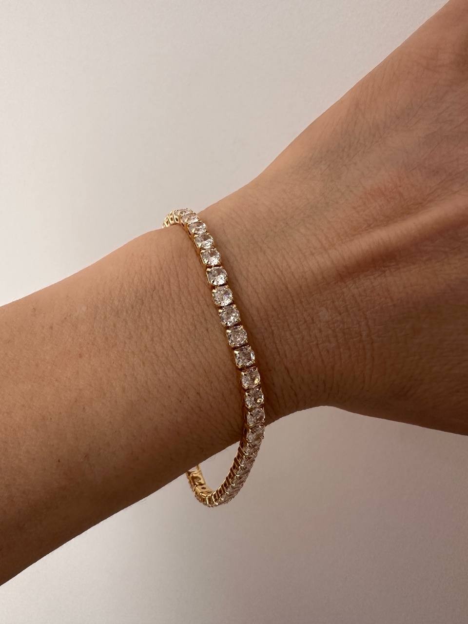 Gold Renk Zirkon Taşlı Rodyum Kaplama Su Yolu Bileklik Uzunluk 16 cm. Ek Klipsle 19 cm. Taş 4 mm.