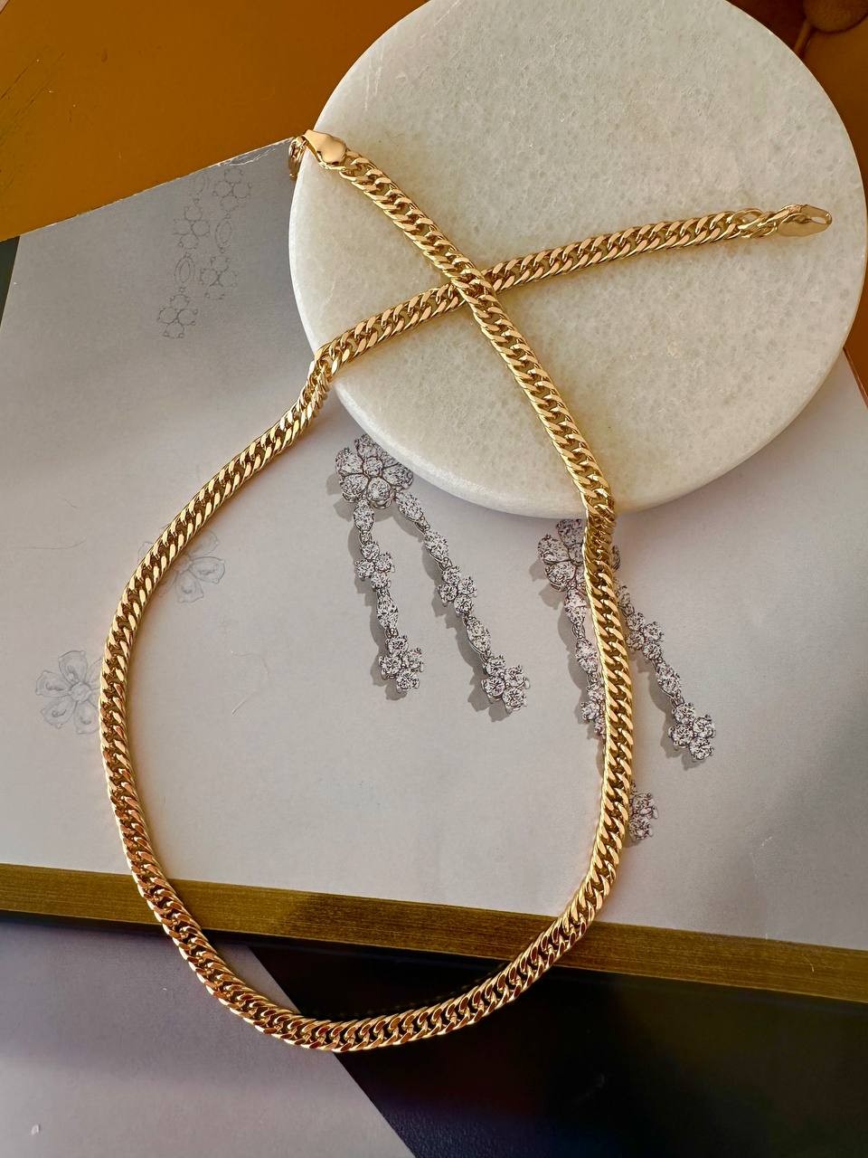 Vip Çelik Gold Renk Lazer Kesim Antialerjik Kalın Zincir Kolye Uzunluk 45 cm. Kalınlık 5 mm.