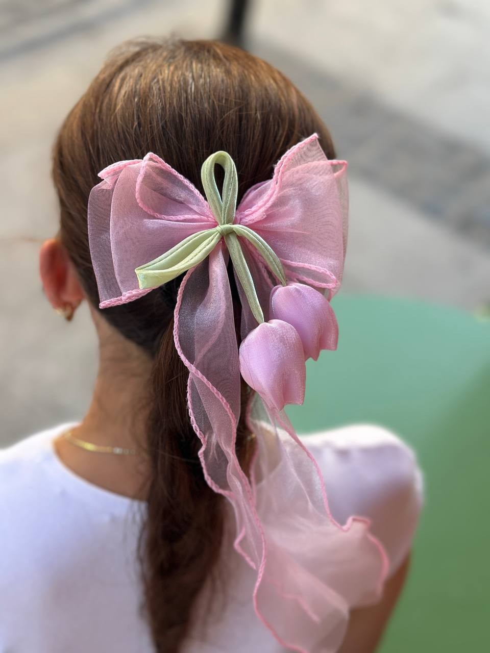 Pembe Tül Lale Figürlü Pens Toka Genişlik 11 cm. Uzunluk 30 cm.