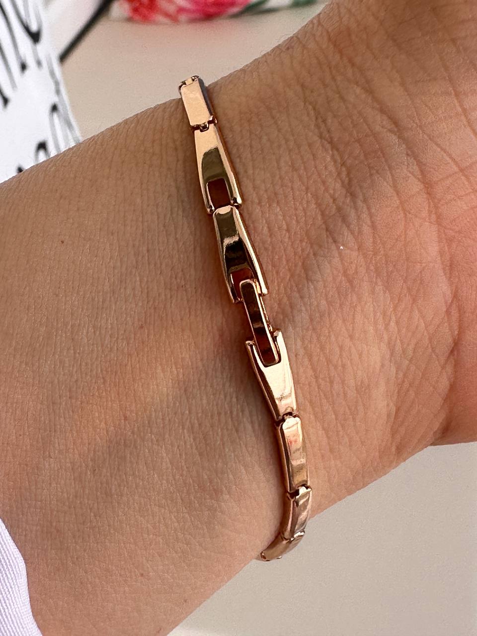 Vip Çelik Gold Renk Zirkon Taşlı Premium Seri Bileklik Uzunluk 17,5 cm. 18,5 cm.