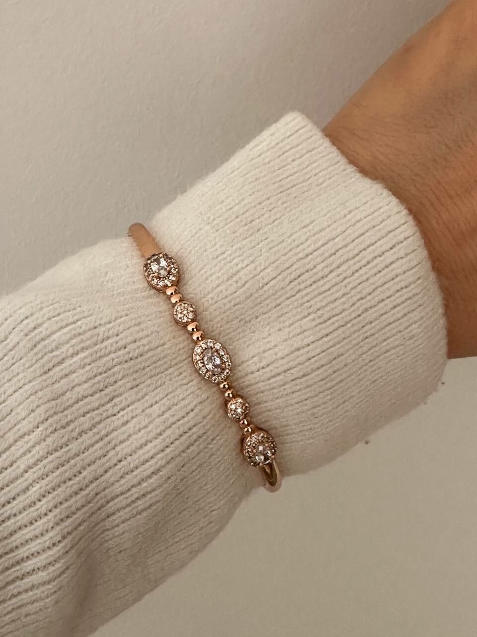 Vip Çelik Roze Gold Renk Zirkon Taş Antialerjik Kelepçe Bileklik Genişlik 6 cm.