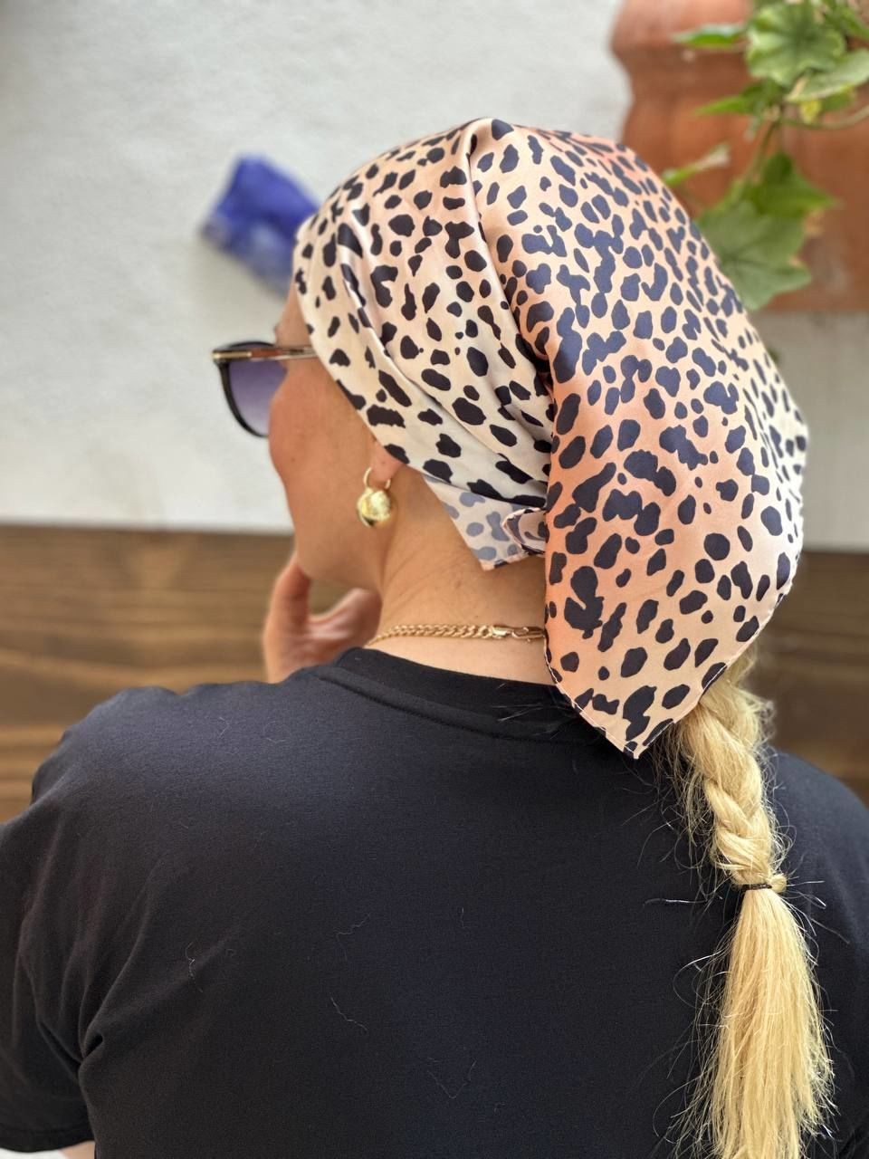 Soft Leopar Desenli Saten Kumaş Kare Bandana / Fular 53 cm. x 53 cm.