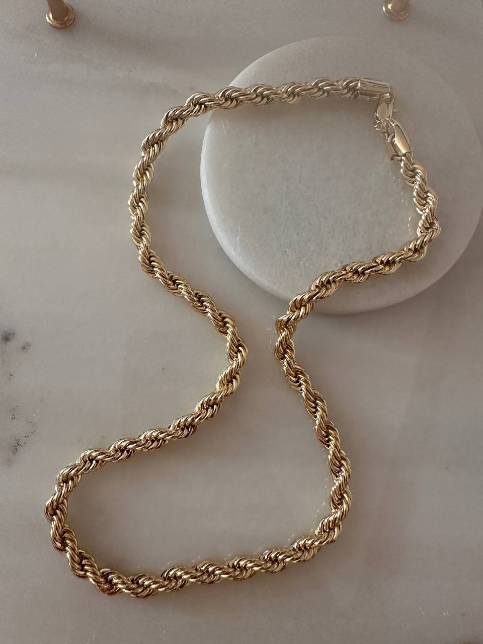 Vip Çelik Gold Renk Kalın Burgu Zincir Kolye Uzunluk 55 cm. Kalınlık 7 mm.