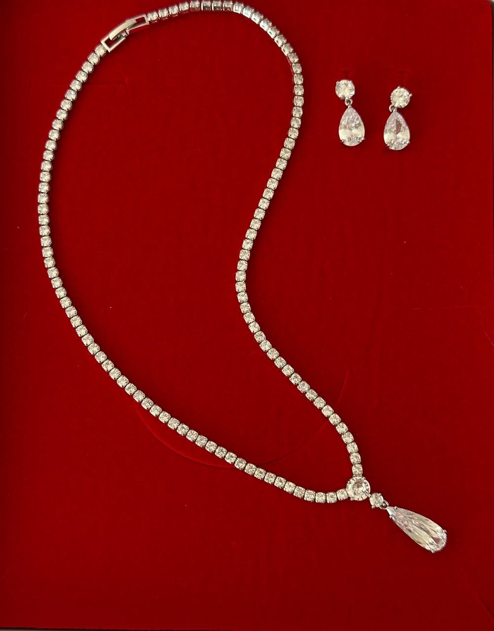 Vip Çelik Gümüş Renk Zirkon Taşlı Damla Taş Sallantılı Premium Seri Su Yolu Set Takım Uzunluk 45 cm.