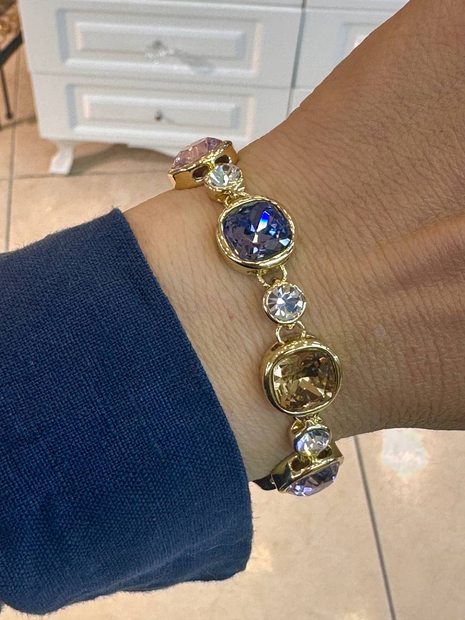 Vip Çelik Gold Renk Zirkon Renkli Taşlı Premium Seri Bileklik Uzunluk 18 cm 22 cm.