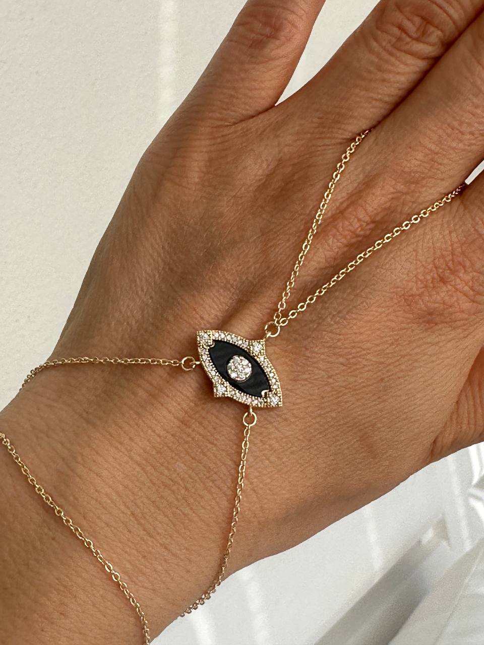 Gold Renk Zirkon Taşlı Göz Figürlü Rodyum Kaplama Şahmeran Bileklik