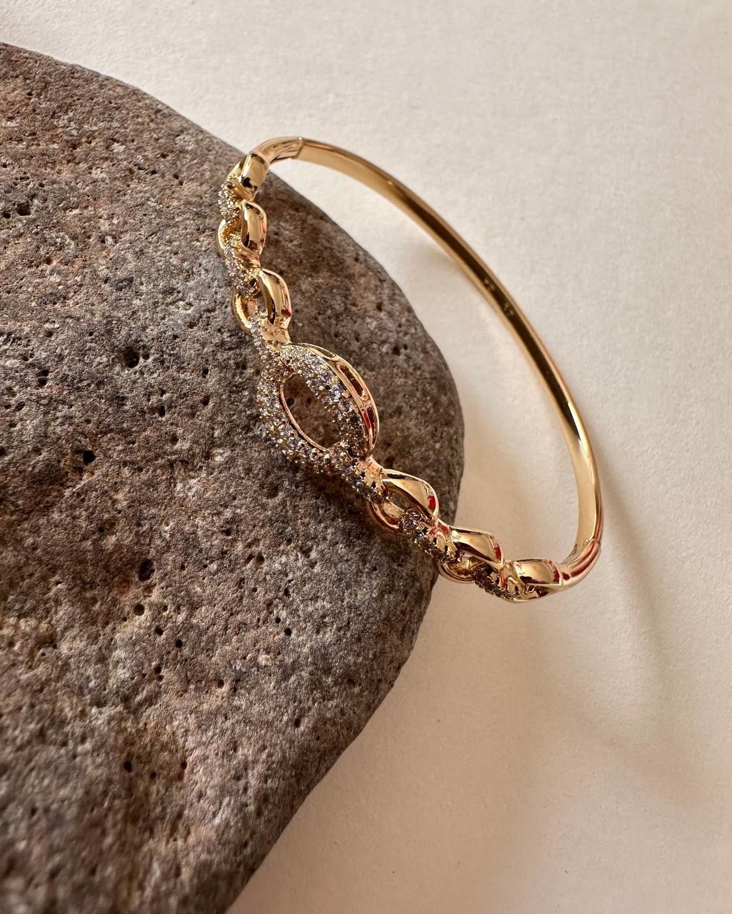Vip Çelik 14 K Gold Renk Zirkon Taş Antialerjik Kelepçe Bileklik Genişlik 6 cm.