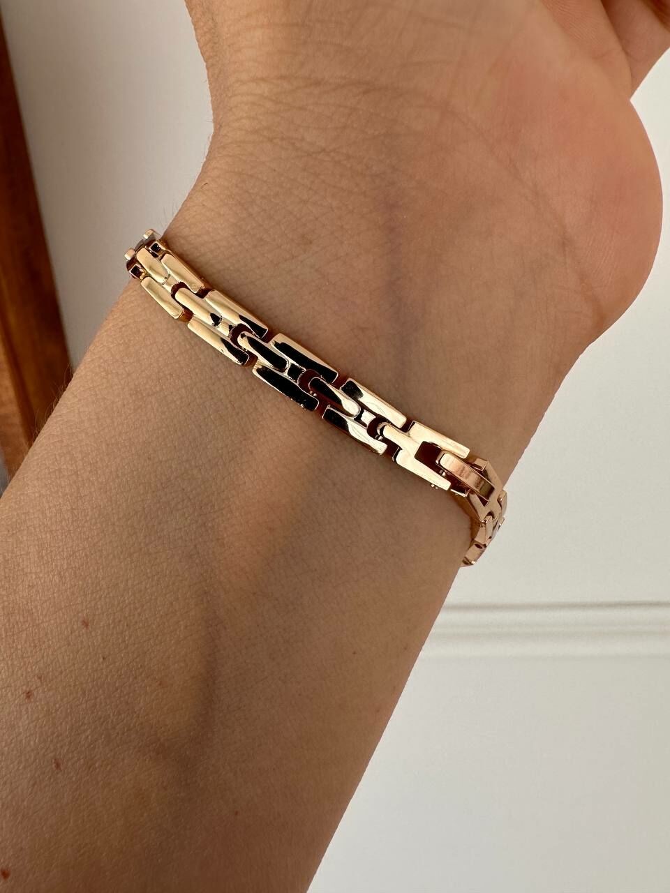 Vip Çelik Gold Renk Antialerjik Bileklik Uzunluk 17 cm.