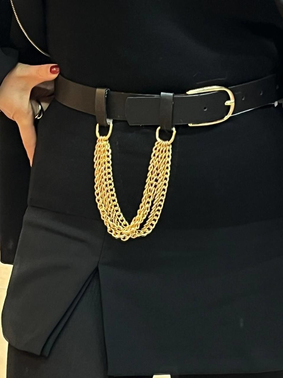 Siyah Suni Deri Gold Zincir Detaylı 105 cm. Kemer