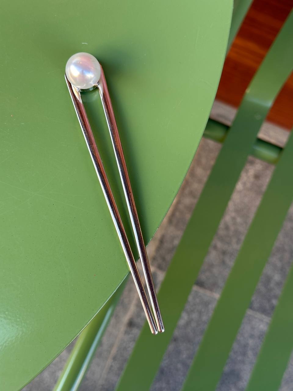 Metal Gümüş Renk İnci Detaylı Topuz Tokası Uzunluk 15 cm.