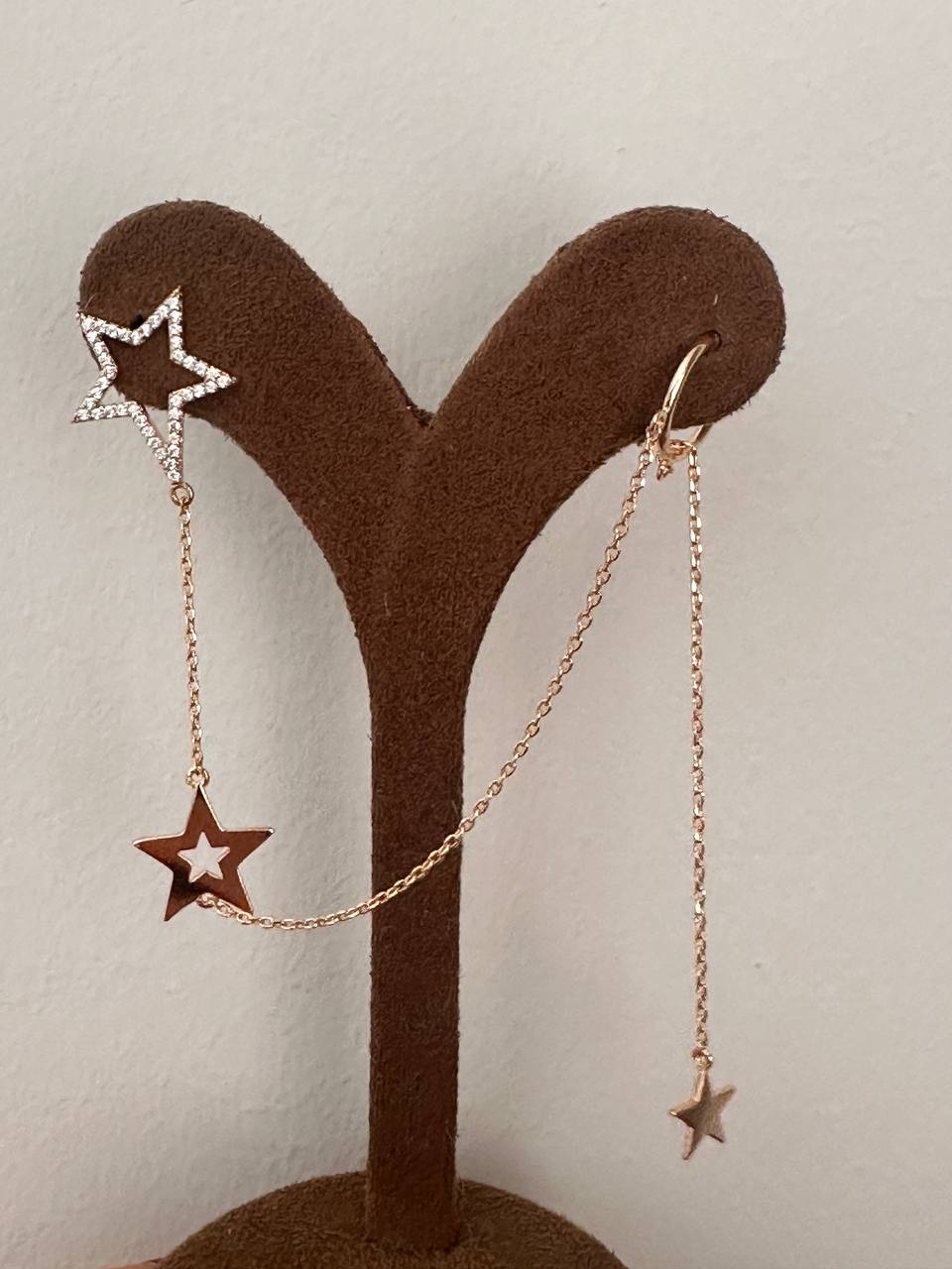 Vip Çelik Gold Renk Zirkon Taşlı Yıldız Figürlü Antialerjik Delik ve Sıkıştırma Tasarım Küpe