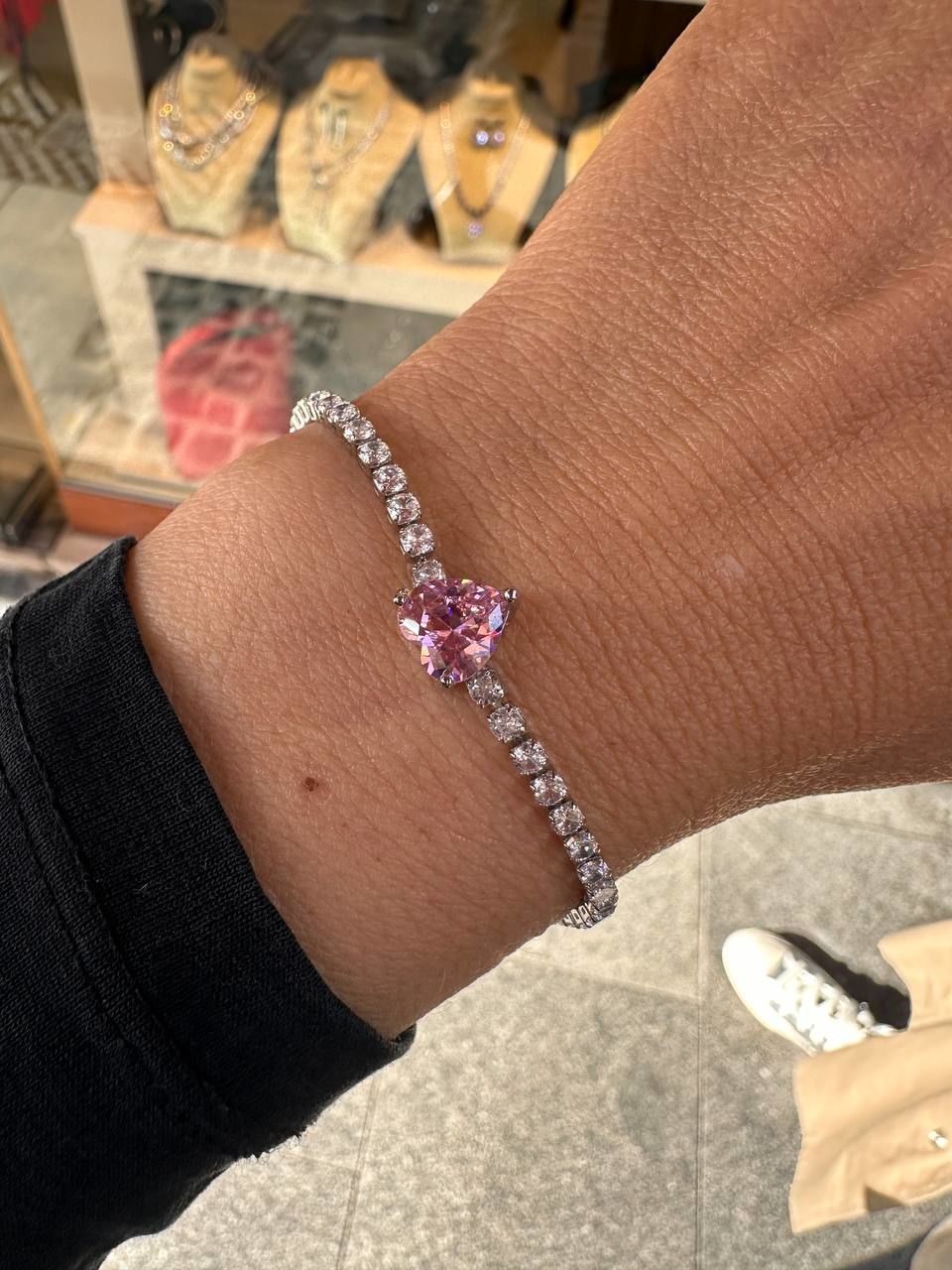Vip Çelik Gümüş Renk Zirkon Taş Su Yolu ve Pembe Kalp Taş Premium Seri Bileklik Uzunluk 16,5 cm. Ek Klipsle 20,5 cm.
