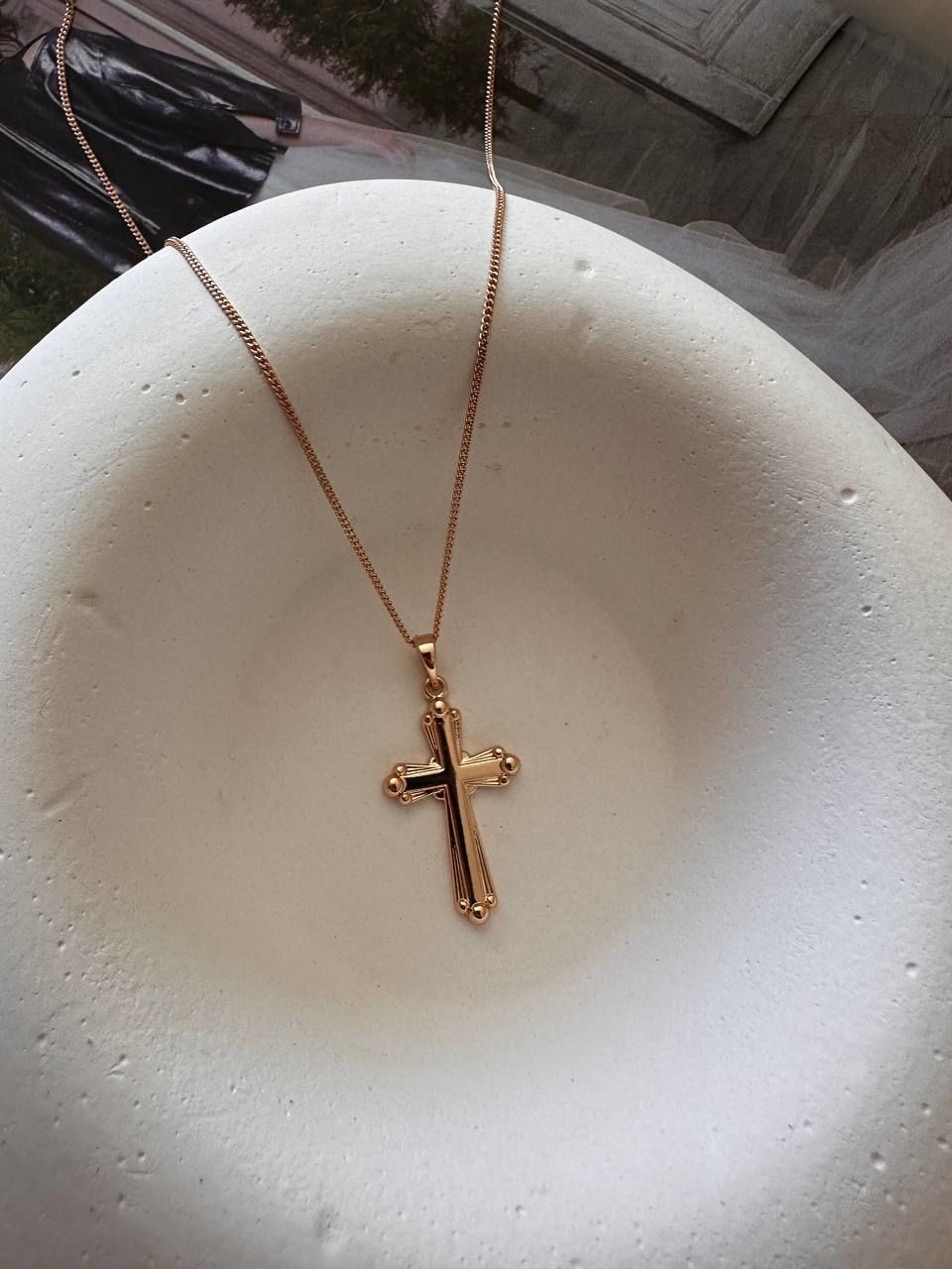 Vip Çelik Gold Renk Antialerjik Haç Figürlü Kolye Uzunluk 45 cm. Uç Uzunluk 3 cm.
