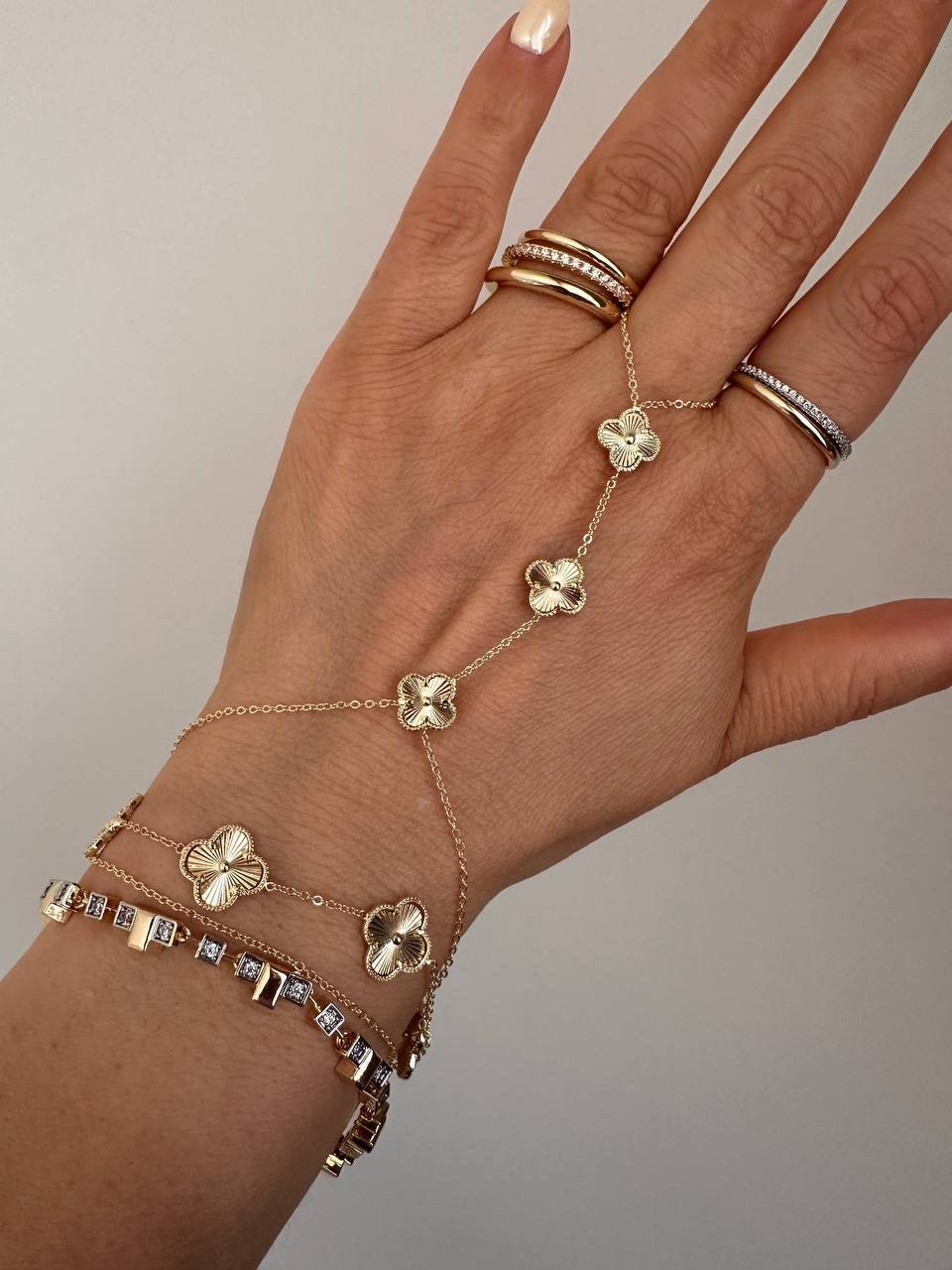 Vip Çelik Gold Renk Yonca Figürlü Premium Seri Şahmeran Bileklik