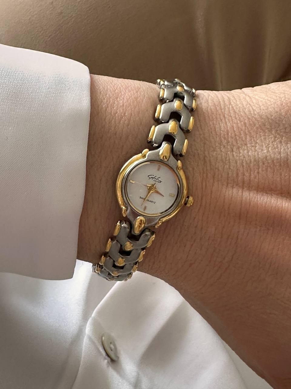 Vip Çelik Gold ve Gümüş Renkli Premium Seri Beyaz Kadranlı Kadın Kol Saati