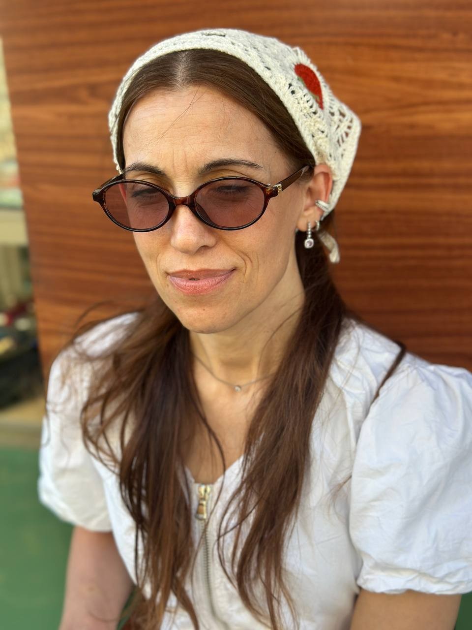 Krem Rengi Çilek Figürlü Bandana