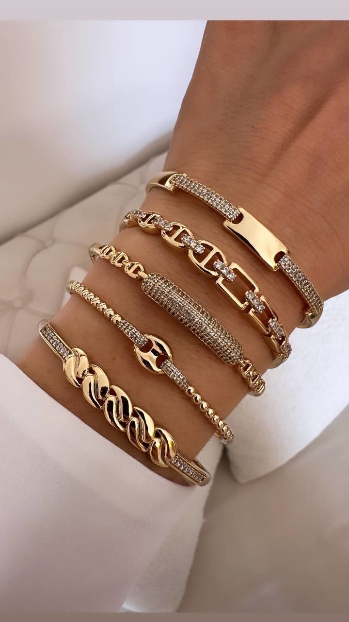 Vip Çelik 14 K Gold Renk Zirkon Taş Antialerjik Kelepçe Bileklik Genişlik 6 cm.