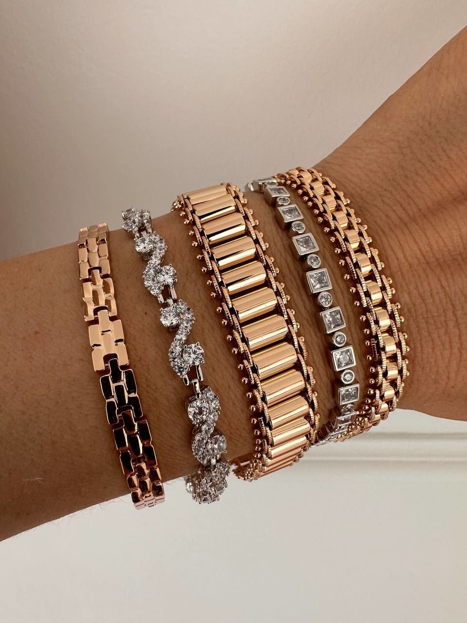 Vip Çelik Gold Renk Antialerjik Bileklik Uzunluk 18,5 cm.
