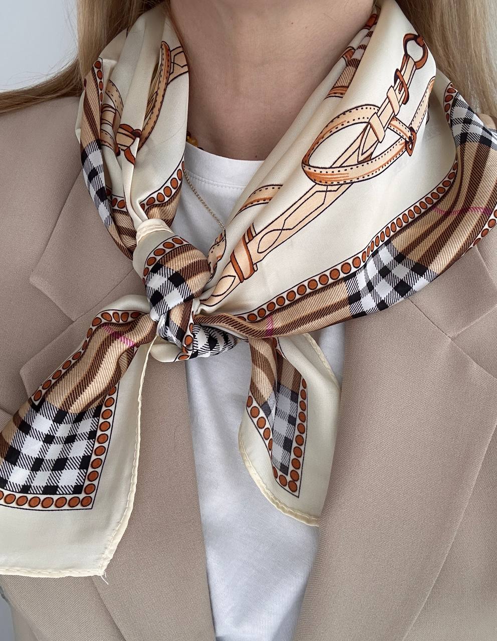 İpek Saten Kumaş Renkli Desenli Fular 70 x 70