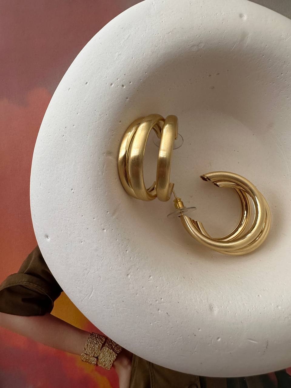 Vip Çelik Soft Gold Renk Premium Seri 3 Sıra Antialerjik Oval Yarım Halka Küpe En Boy 3 cm.