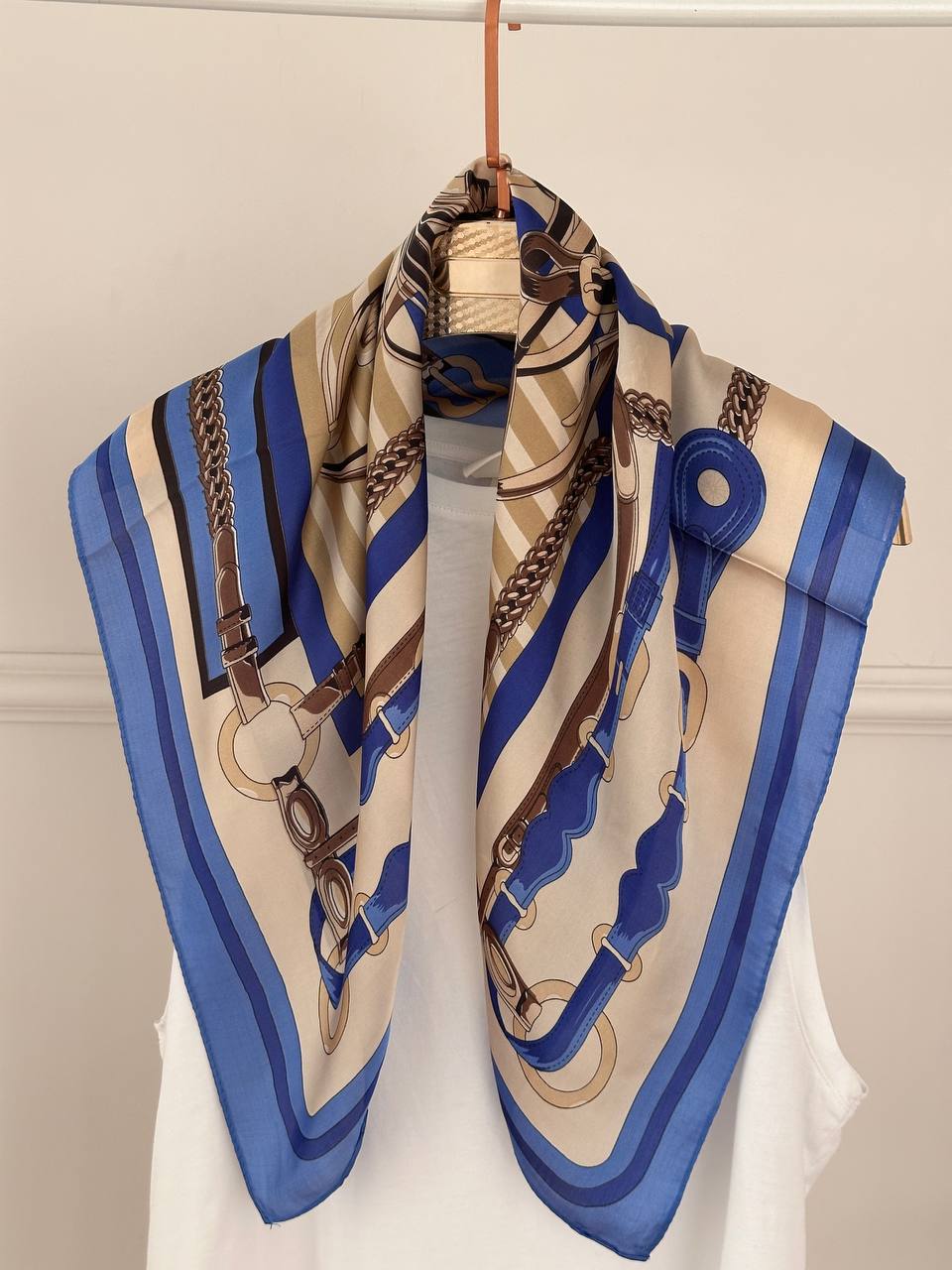 İpek Saten Kumaş Renkli Desenli Fular 70 x 70