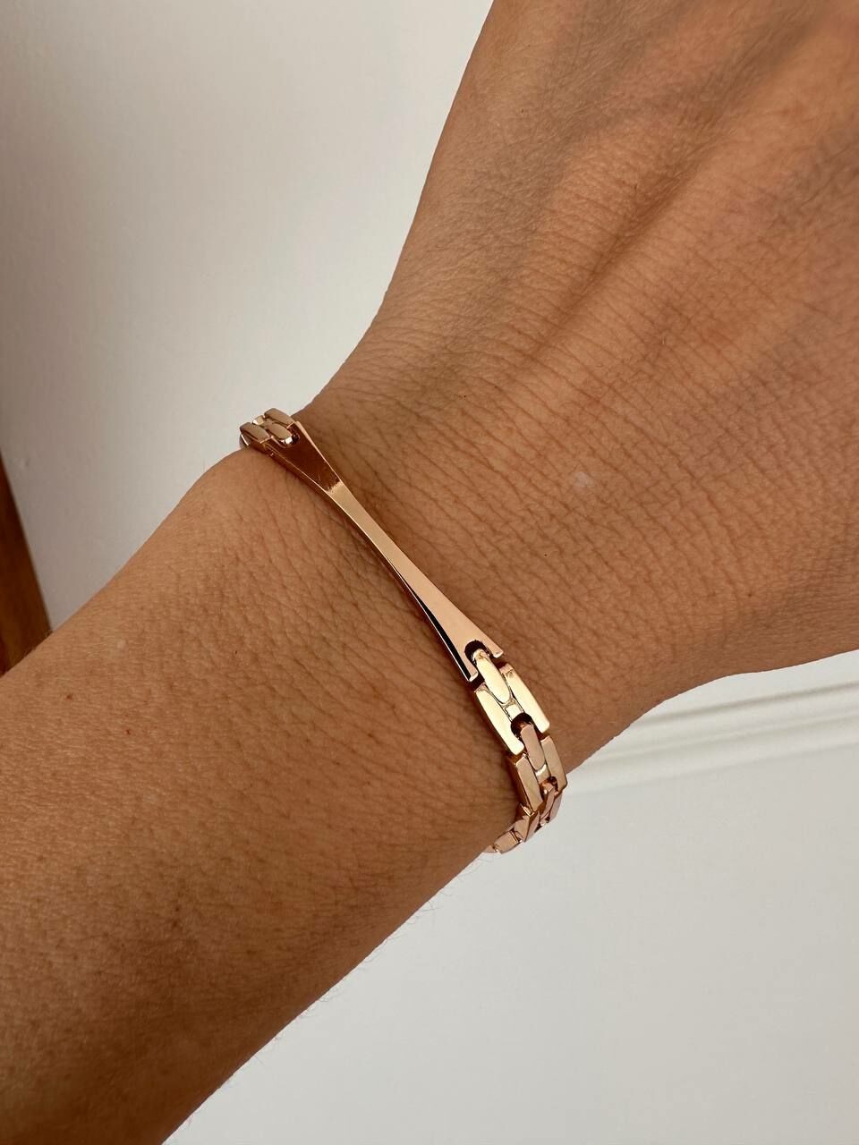 Vip Çelik Gold Renk Antialerjik Bileklik Uzunluk 17 cm.