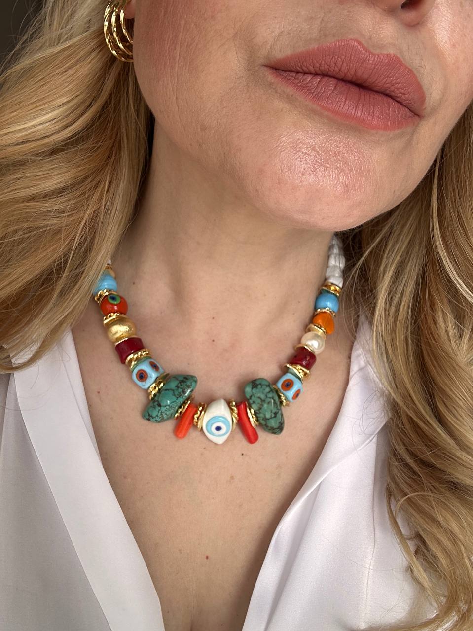 Gold Renk Altın Kaplama Orijinal Turkuaz ve Cam Boncuk Detaylı Kolye Uzunluk 45 cm. 50 cm.