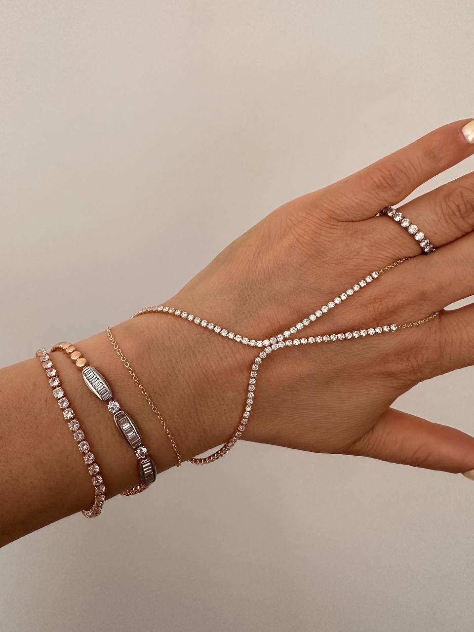 Gold Renk Zirkon Taşlı Rodyum Kaplama Su Yolu Şahmeran Bileklik 