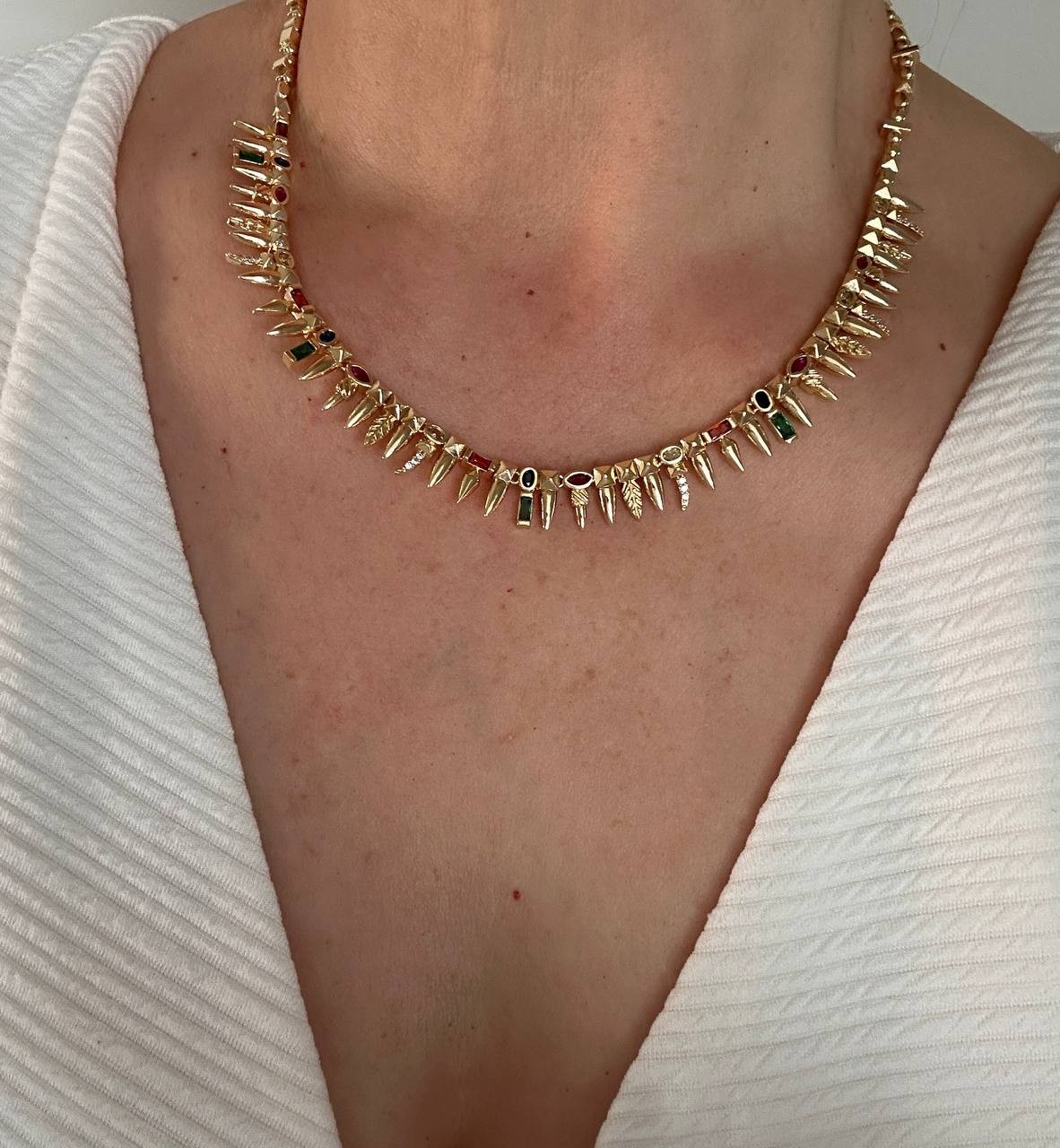 Gold Renk Zirkon Renkli Taşlı Lazer Kesim Vip Seri Rodyum Kaplama Kolye Uzunluk 45 cm.