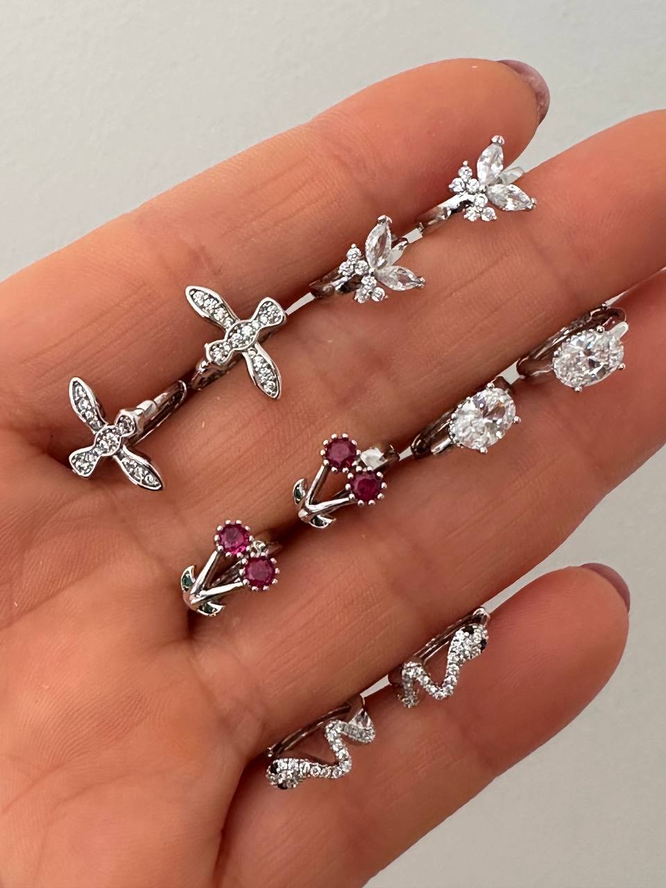 Vip Çelik Gümüş Renk Zirkon Taşlı Halka Küpe Genişlik 1,5 cm.