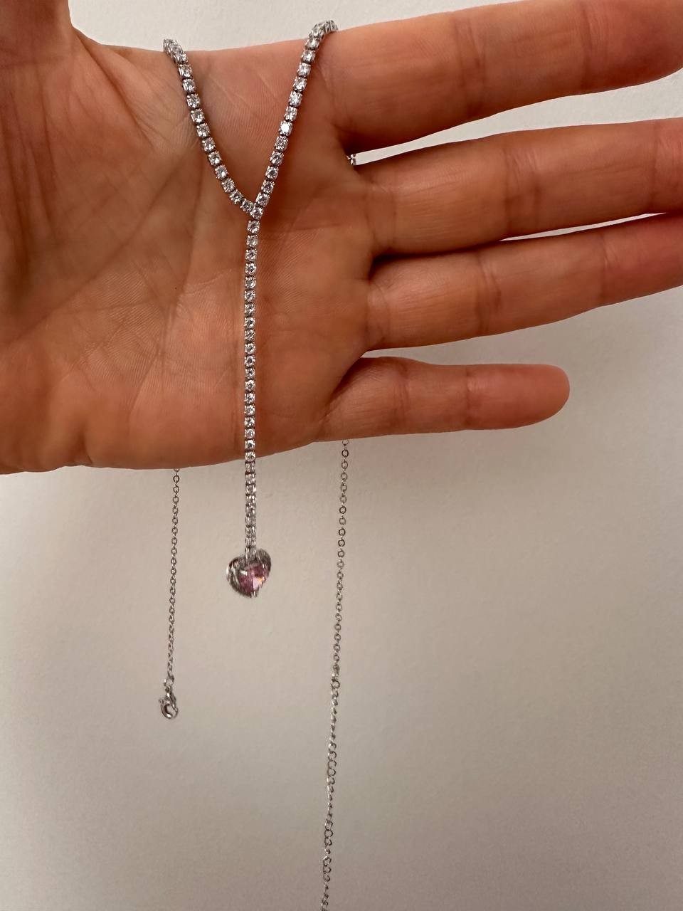 Gümüş Renk Rodyum Kaplama Zirkon Pembe Kalp Taş Sallantılı Su Yolu ( Y ) Kolye Uzunluk Min. 40 cm. Max. 50 cm.
