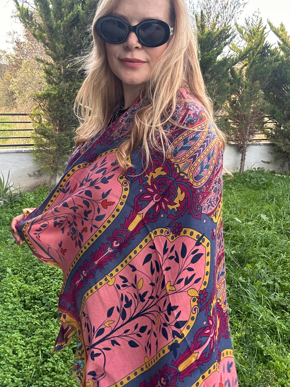 Renkli Desenli Lüks Pamuklu Kumaş Şal 180 cm. x 85 cm.