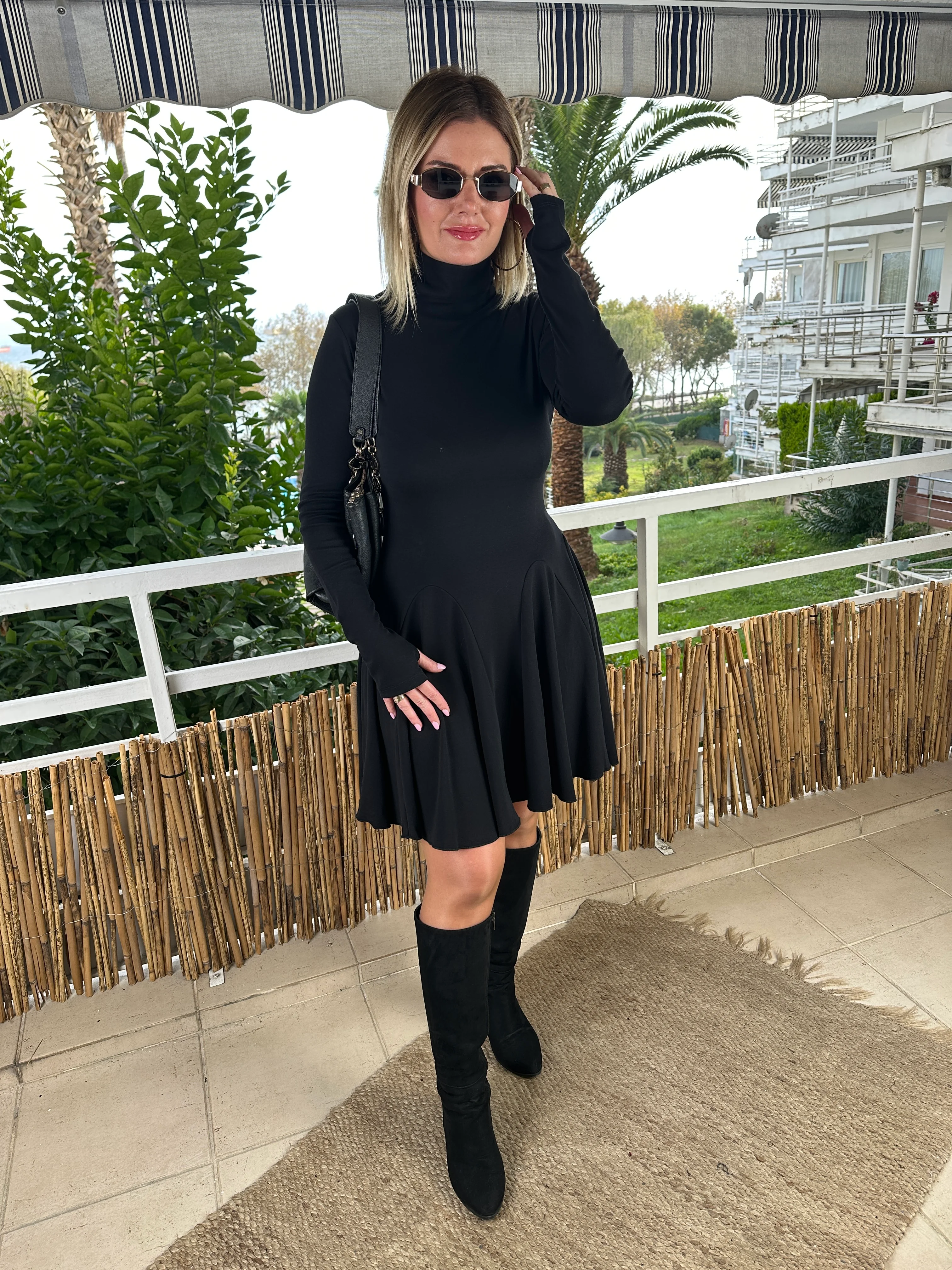 Boğazlı elbise siyah  