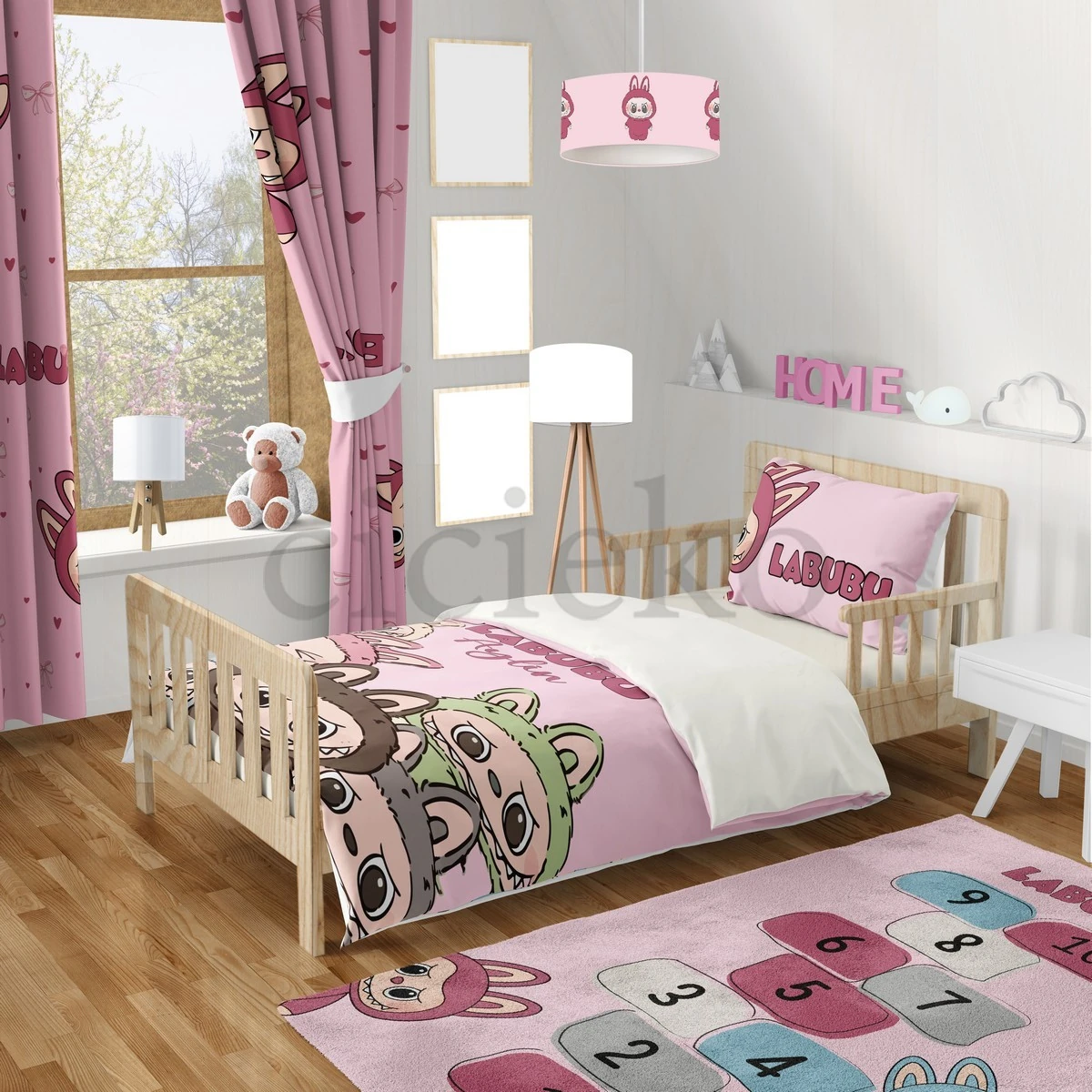 Pembe Labubu 5'li Set Halı, Perde, Nevresim, Avize, Kırlent Kılıfı