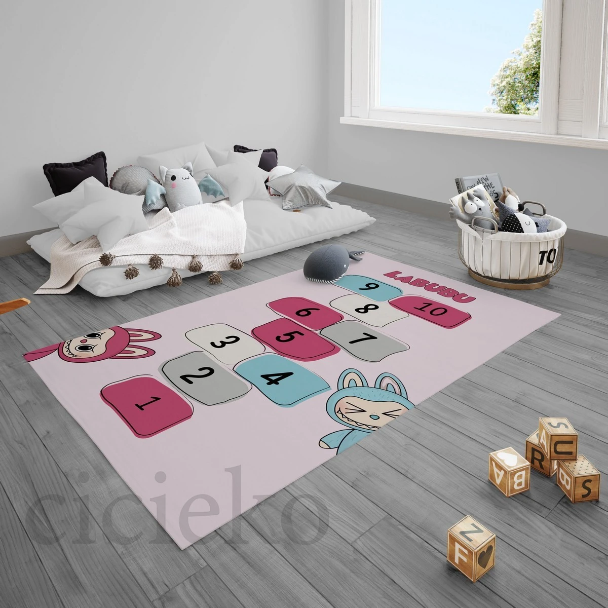 Pembe Labubu 5'li Set Halı, Perde, Nevresim, Avize, Kırlent Kılıfı