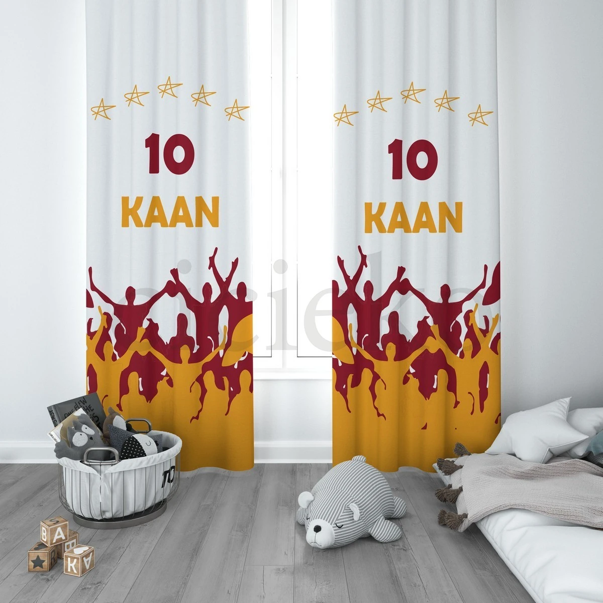 Sarı Kırmızı Baba Oğul Taraftar 5'li Set Halı, Perde, Nevresim, Avize, Kırlent Kılıfı