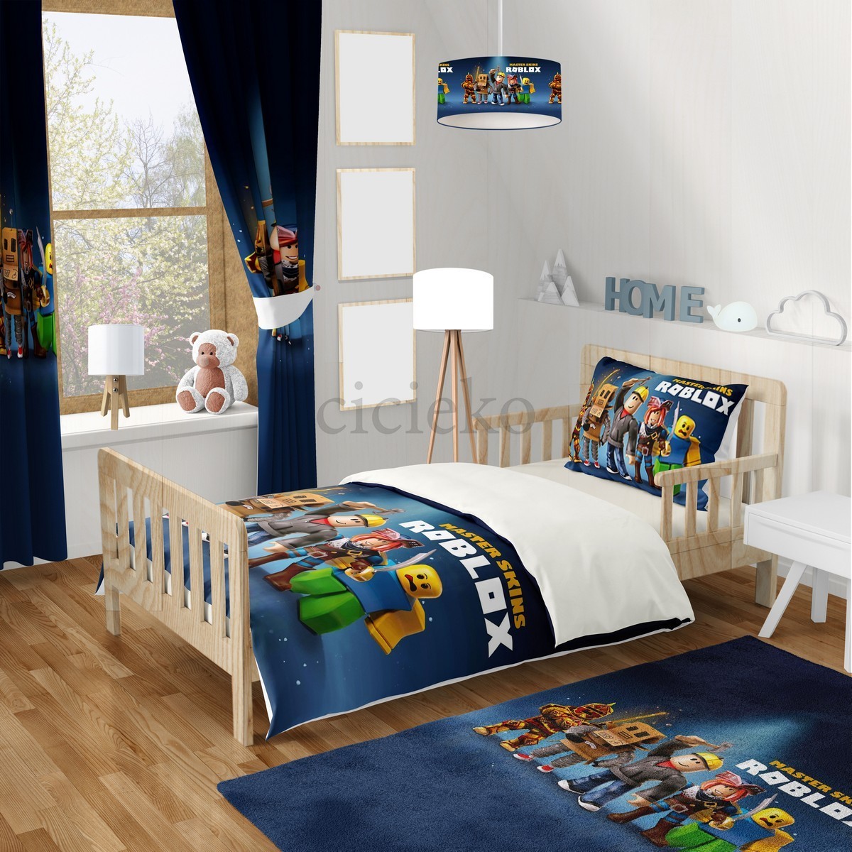 Roblox 5'li Set Halı, Perde, Yatak Örtüsü, Avize, Kırlent Kılıfı