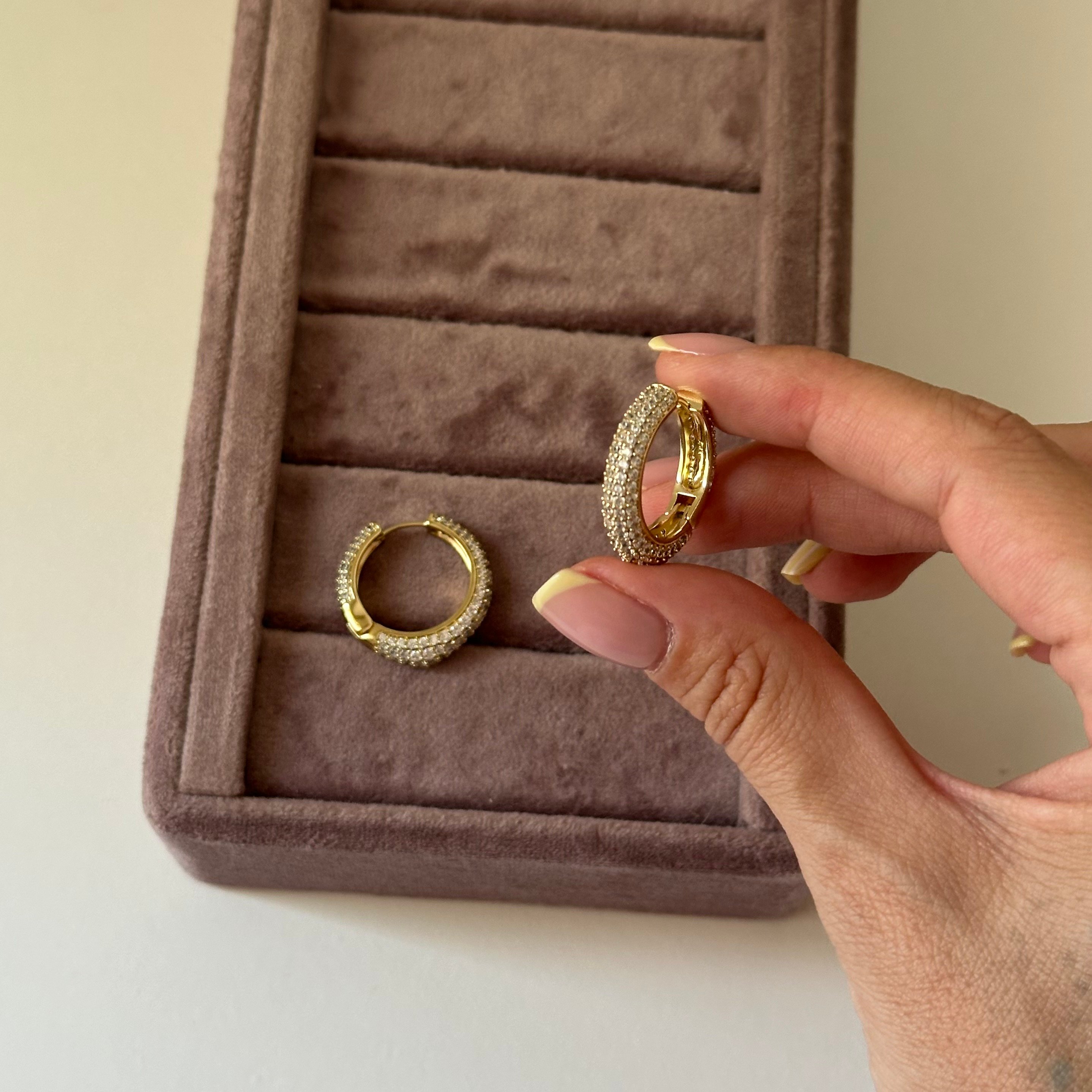 Vip 14k Gold Taşlı Halka Küpe